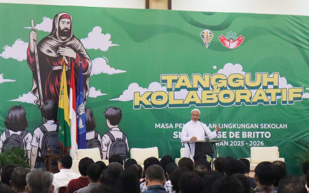Penyerahan Siswa Baru, SMA Kolese De Britto Membantu Siswa Belajar Bermakna secara Tangguh dan Kolaboratif